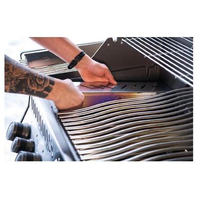 Stainless steel smoker box