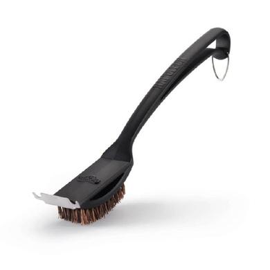 Natural fiber grill brush with grid scraper